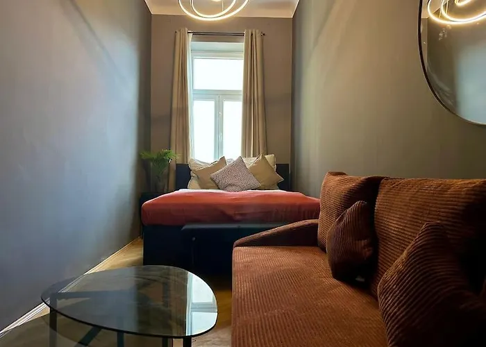 Spacious Living I Luxury Design *