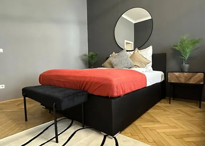 Spacious Living I Luxury Design *